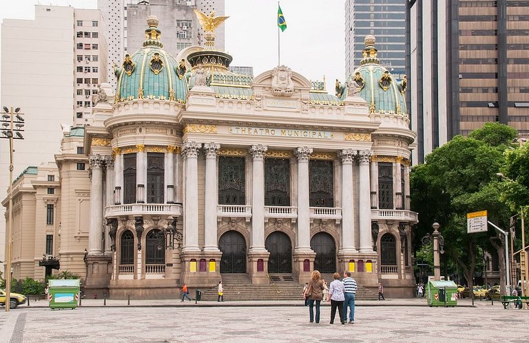 Copacabana Smart: Playa + 1 Ticket o Transfer