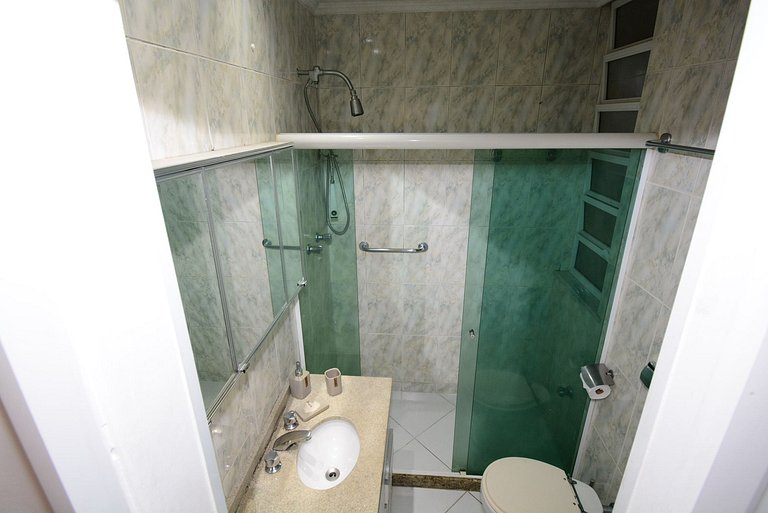Copacabana Sea – Beach & Leisure - Sleeps 5