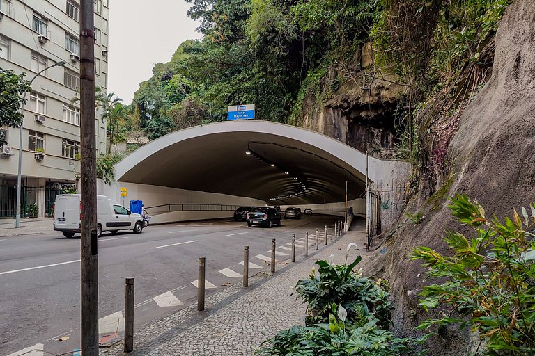 Lar Copacabana- 5 Hóspedes, Privativo e Praia