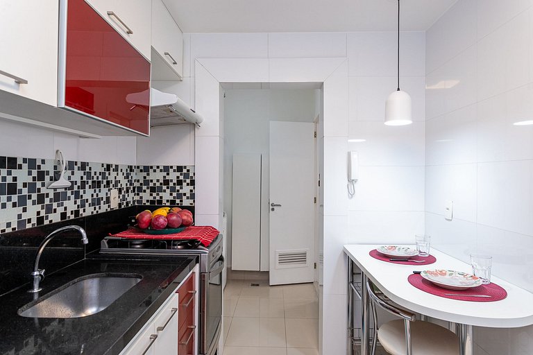 Seasonal Apt at Urca, Pool and Garage