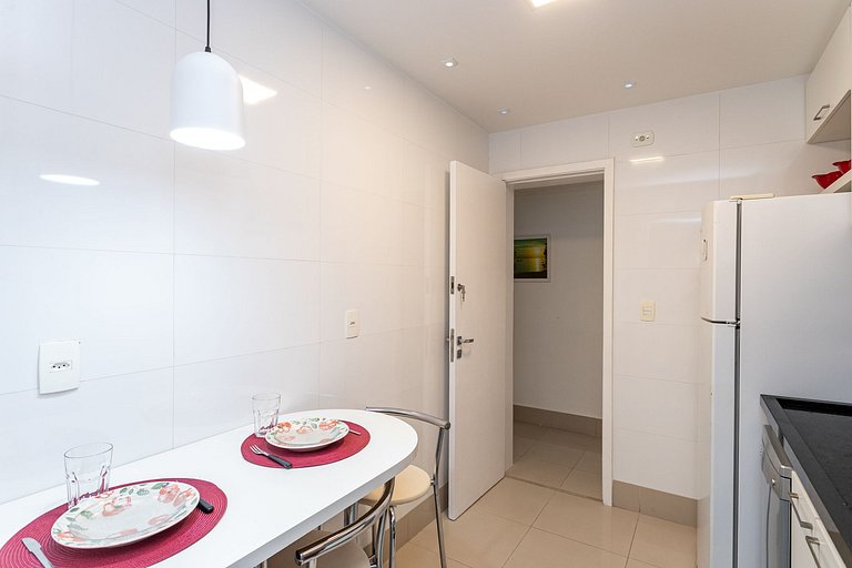 Seasonal Apt at Urca, Pool and Garage