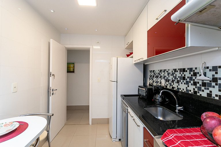 Seasonal Apt at Urca, Pool and Garage