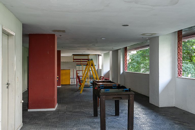 Seasonal Apt at Urca, Pool and Garage