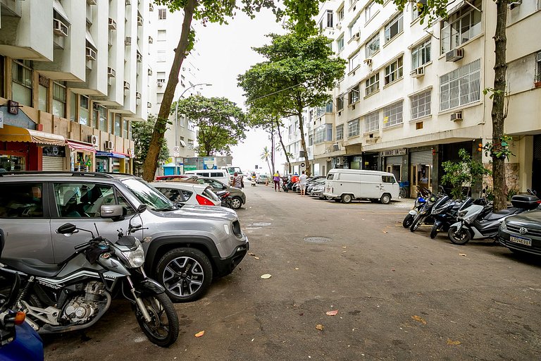 Copacabana: Pet-Friendly, Perto do Metrô