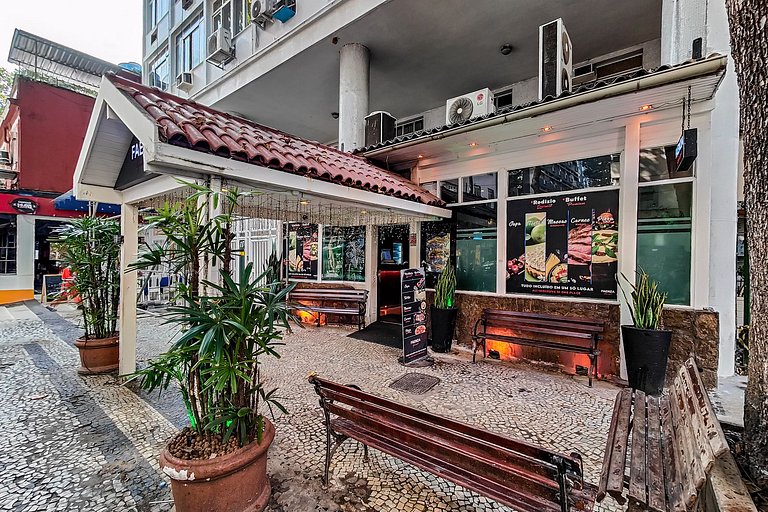 Copacabana Light - Conforto + 1 Ticket ou Transfer