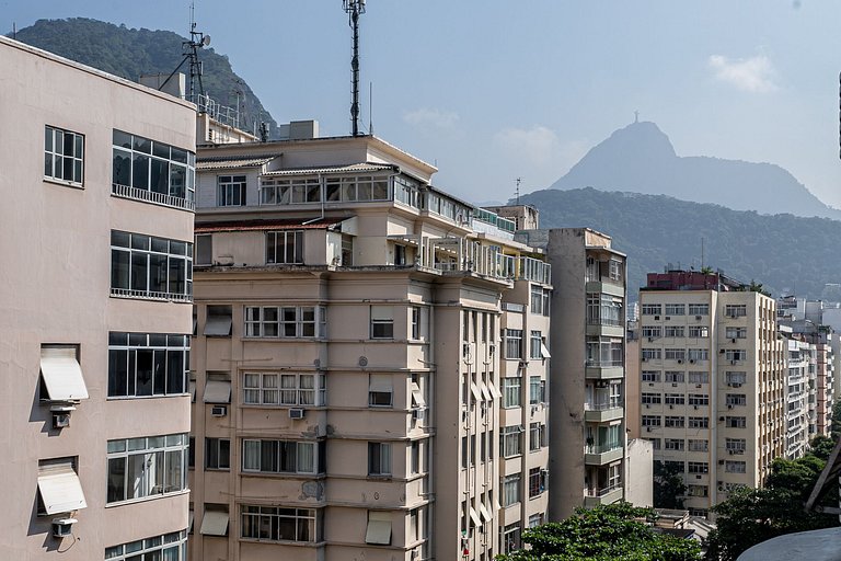 Copacabana: Pet-Friendly, Perto do Metrô