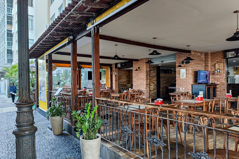 Copacabana: Redeemer View and Comfort for 3