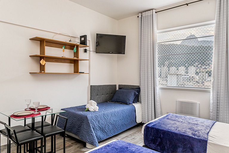 Copacabana: Redeemer View and Comfort for 3