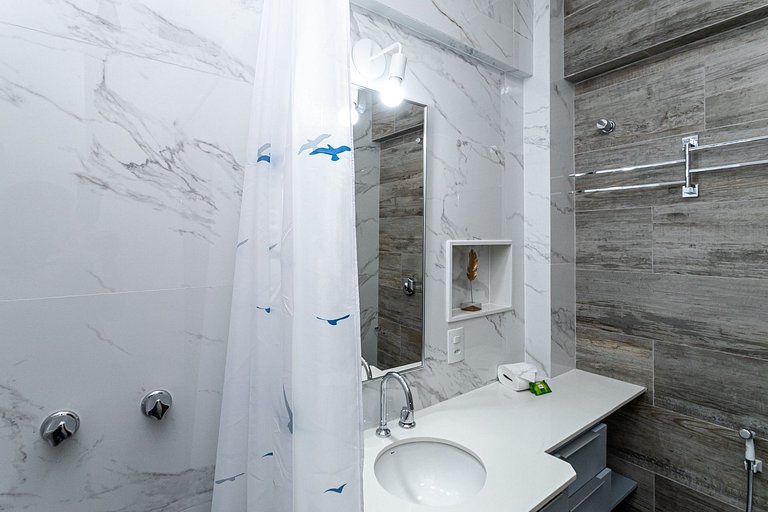 Copacabana: Redeemer View and Comfort for 3