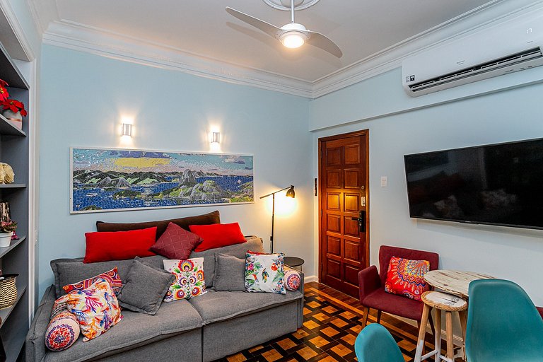 Urca: Beachside Comfort and Luxury for 4 Guests