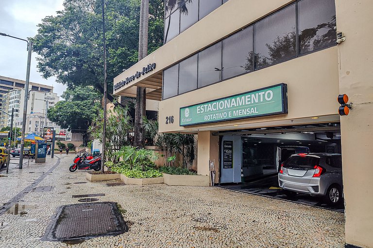 Botafogo, 4 Hóspedes e Vista para o Pão de Açúcar!