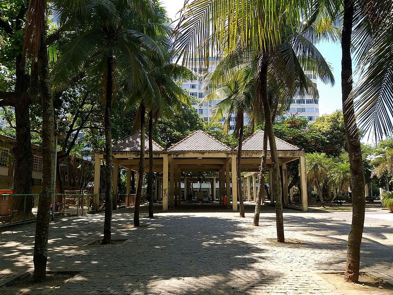Copacabana Way - 4 Guests, Beach and Private