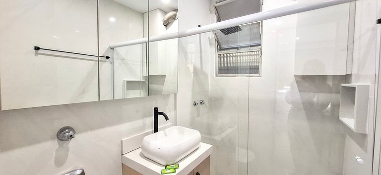 Modern apartment in Copacabana, beach, 4 guests