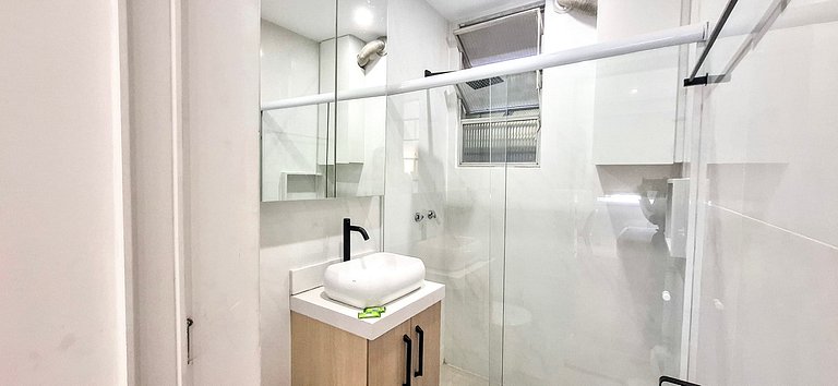 Apartamento de Temporada em Copacabana | 4 pessoas e Praia