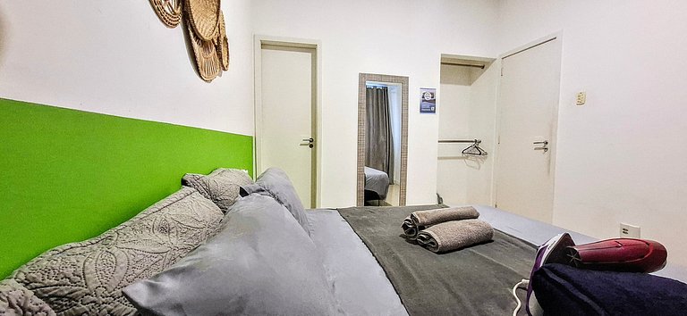 Must Leblon - Pack: 4 Guests, Beach + 1 Ticket