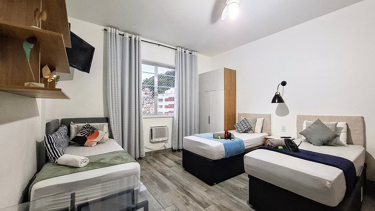 Copacabana: Redeemer View and Comfort for 3