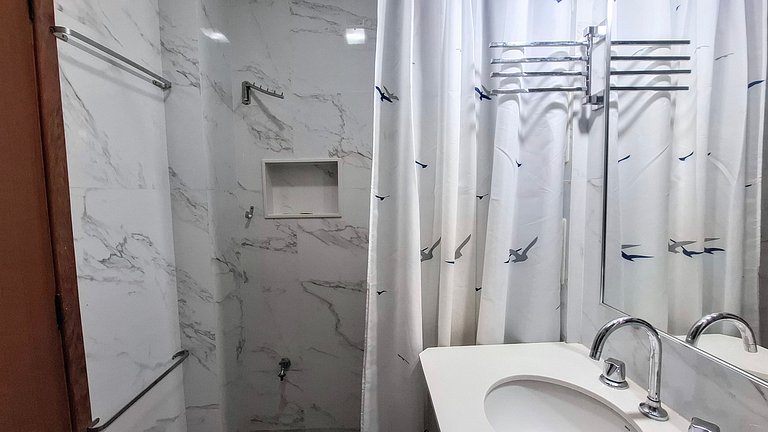 Copacabana: Redeemer View and Comfort for 3