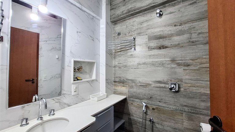 Copacabana: Redeemer View and Comfort for 3