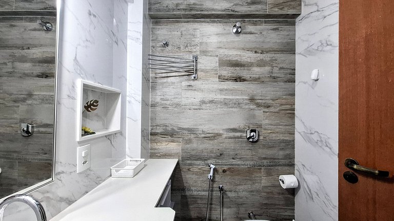 Copacabana: Redeemer View and Comfort for 3