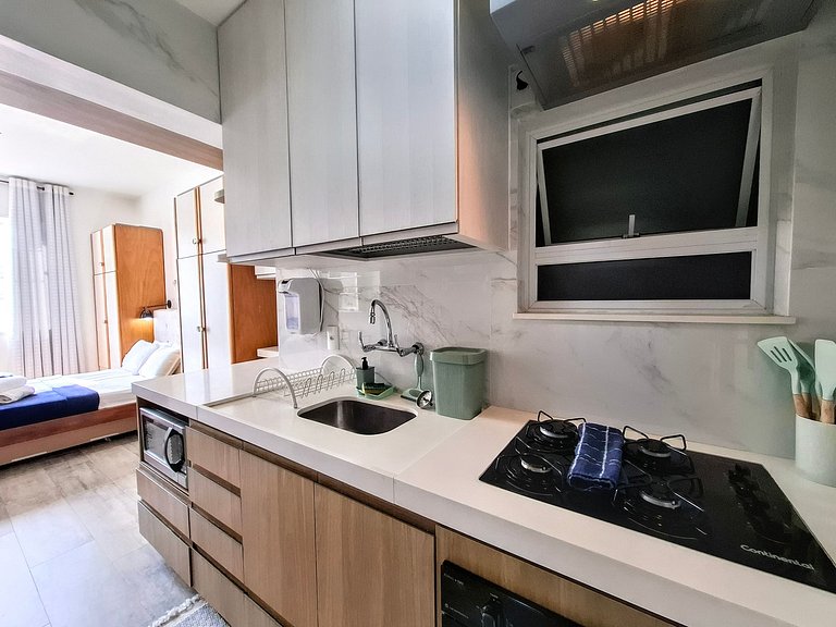 Copacabana: Pet-Friendly, Close to Subway