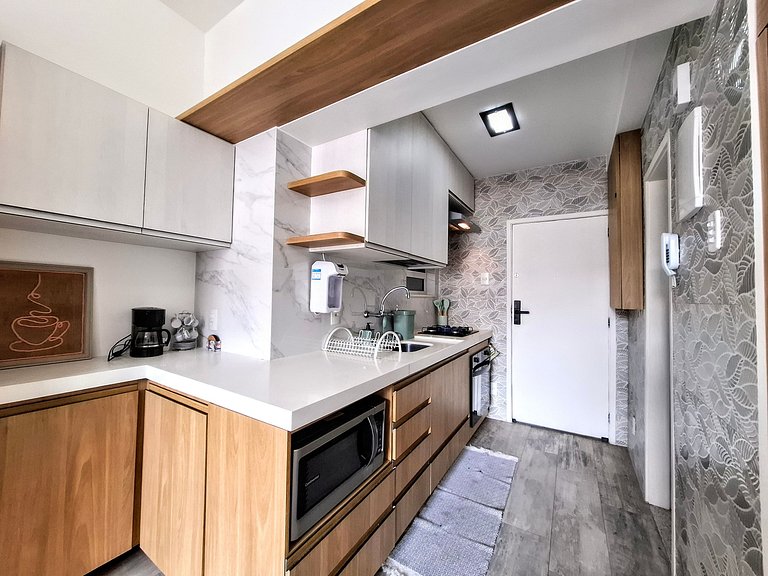 Copacabana: Pet-Friendly, Close to Subway