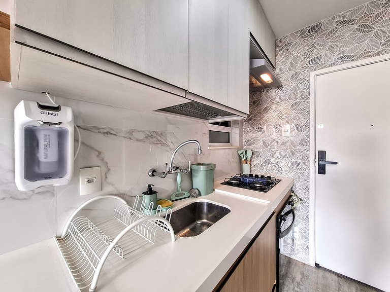 Copacabana: Pet-Friendly, Close to Subway