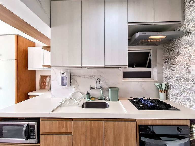 Copacabana: Cozy Stay Near Metro | Sleeps 4