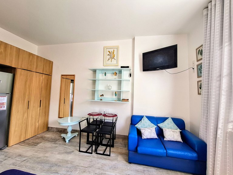 Copacabana: Cozy Stay Near Metro | Sleeps 4
