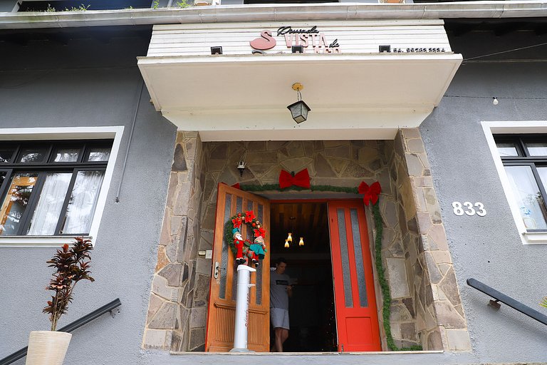 Suíte Gramado: Lazer, família + 1 ticket