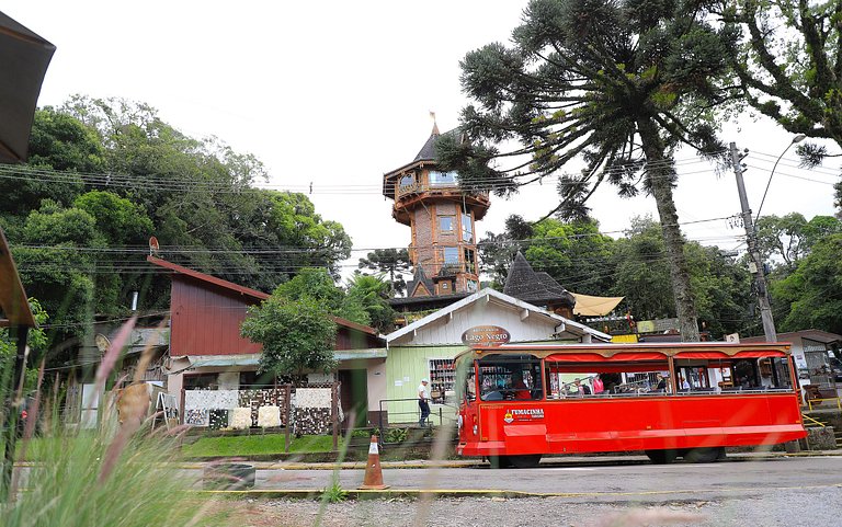 Suíte Gramado: Lazer, família + 1 ticket