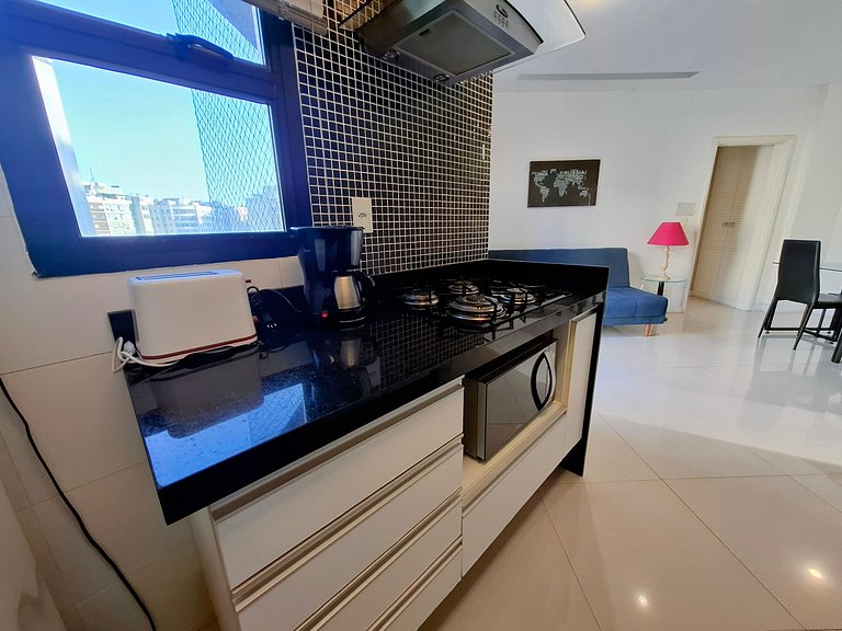 Must Copacabana: 4 Hospedes, Praia + 1 Transfer