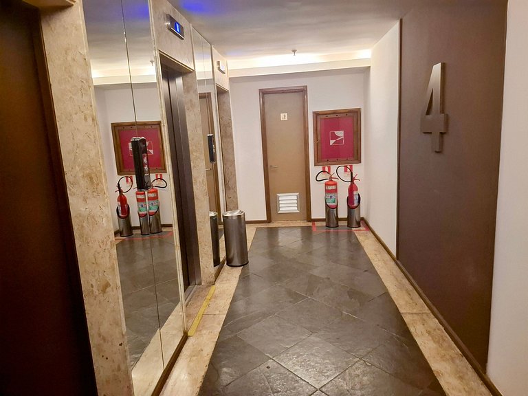 Must Copacabana: 4 Hospedes, Praia + 1 Transfer