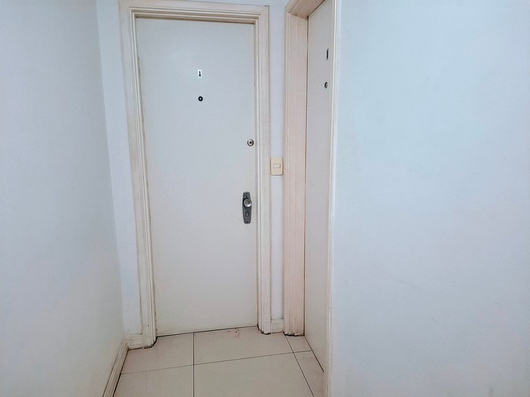 Must Copacabana: 4 Hospedes, Praia + 1 Transfer