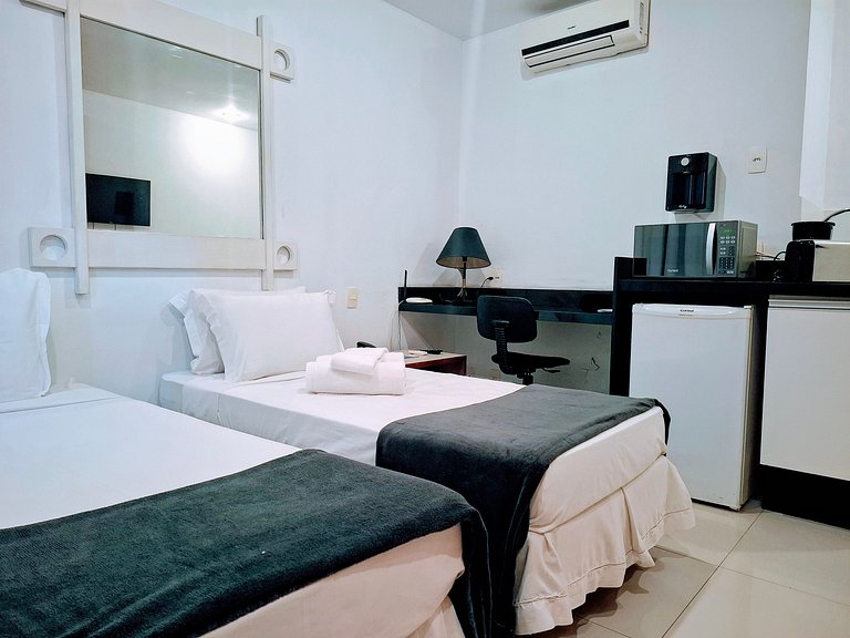 Master Copacabana: 3 Hospedes, Praia + 1 Transfer