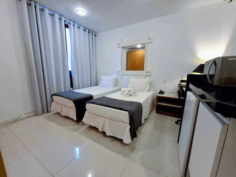 Master Copacabana: 3 Hospedes, Praia + 1 Transfer