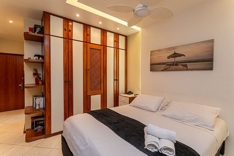 Humm Copacabana! 2 Hospedes, Praia + 1 Transfer