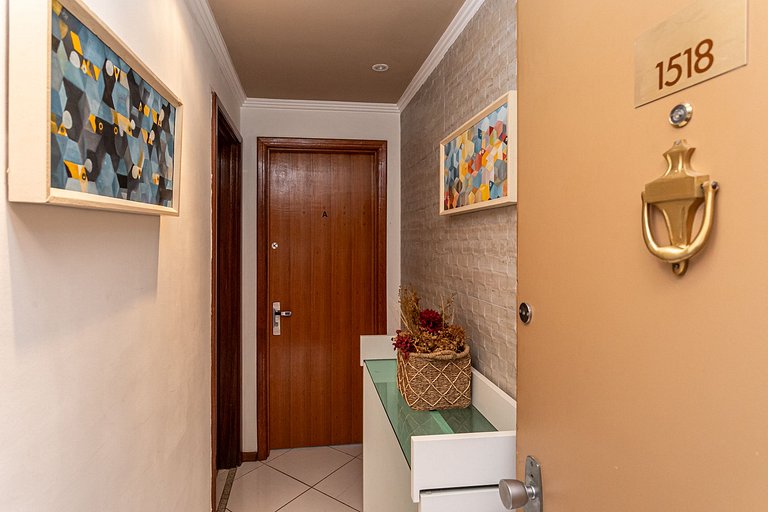 Humm Copacabana! 2 Guests, Beach + 1 Transfer