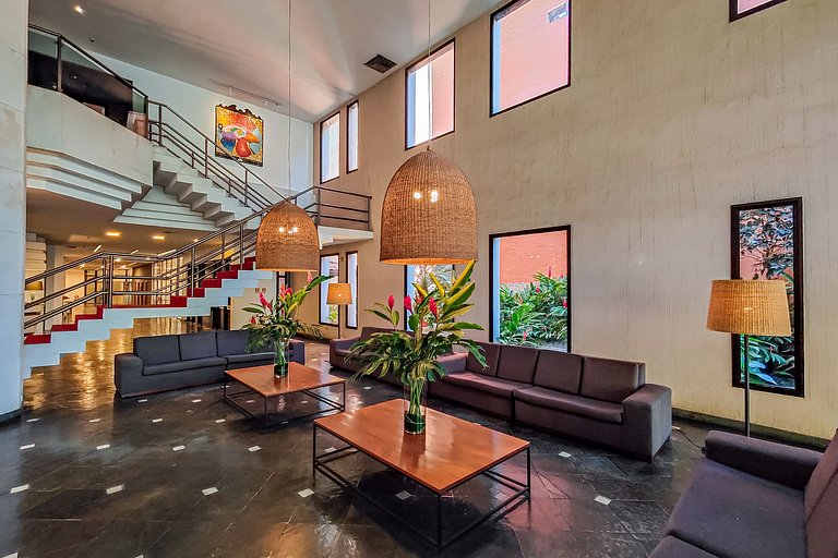 Plaza Copacabana: 3 Guests, Beach + 1 Transfer