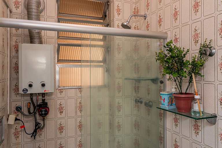 Copacabana: Beach and Comfort | Sleeps 4