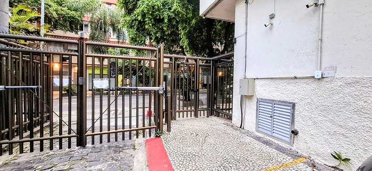 Ipanema: Cozy and Beach for 3 People