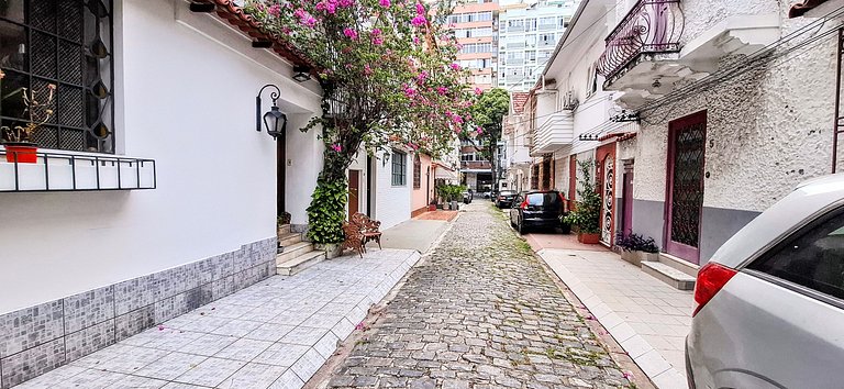 Ipanema: Cozy and Beach for 3 People