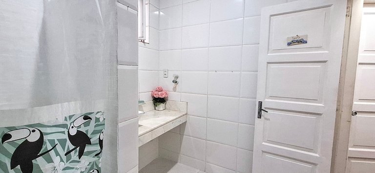 Ipanema: Cozy and Beach for 3 People