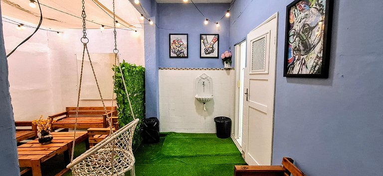 Hostel em Ipanema - Praia, Amigos e Música!