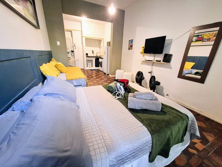 Copacabana Way - 4 Guests, Beach and Private