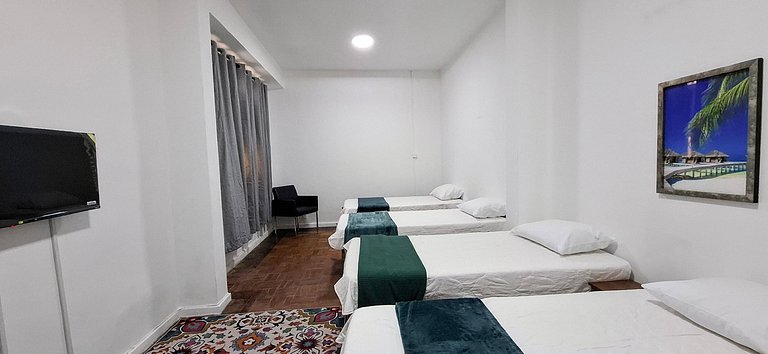 Hostel en Ipanema - ¡Playa, Amigos y Música!