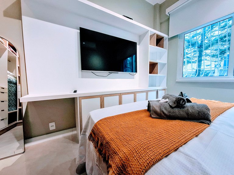 Design, Coziness and 4 guests at Leblon