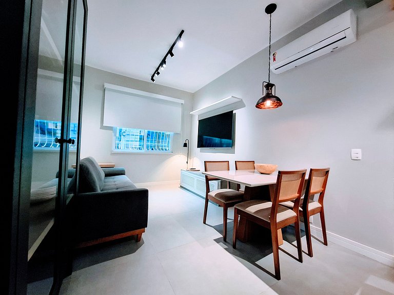 Design, Aconchego e 4 hospedes no Leblon