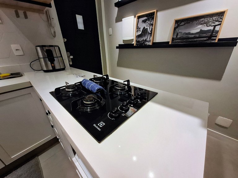 Design, Aconchego e 4 hospedes no Leblon