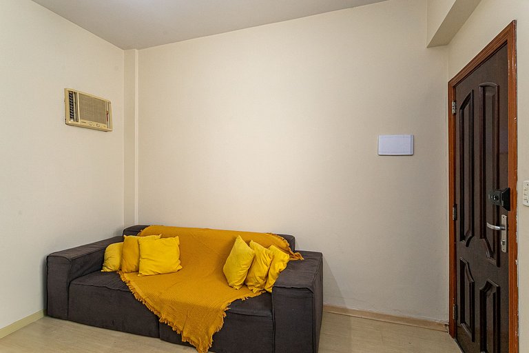 Copacabana - The heart of Rio, 4 guests.