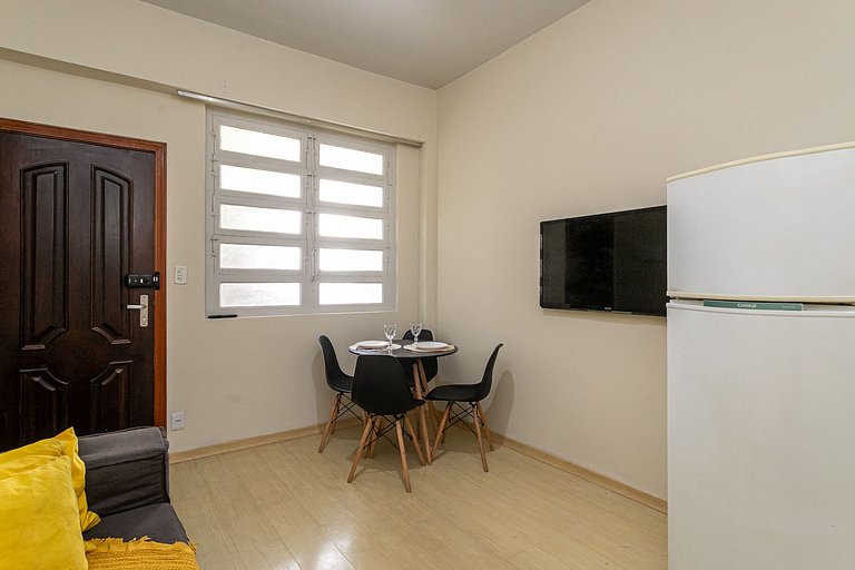 Copacabana: Forest view and comfort for 4